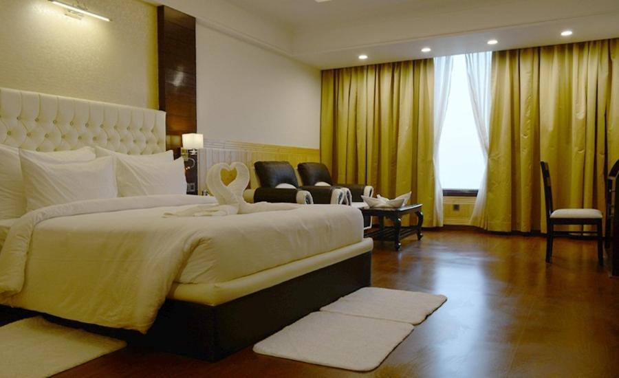 Hotel Dhroov Shimla Buitenkant foto